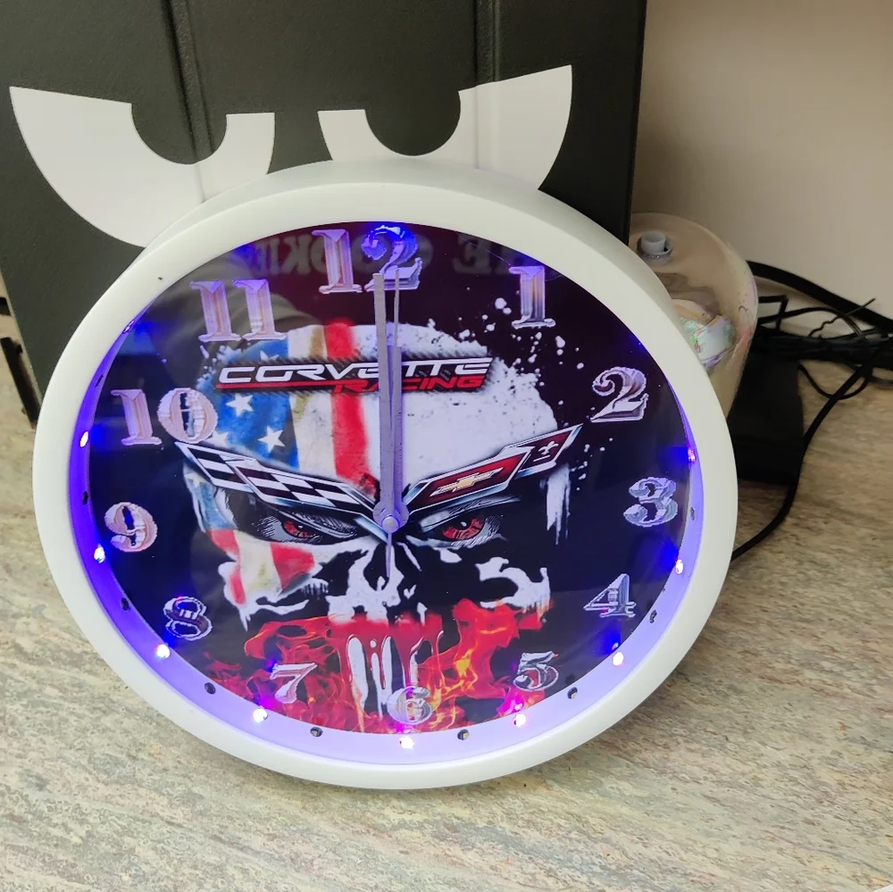 Punisher Corvette skull clock - Picture 13 of 16